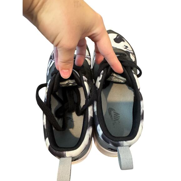 Nike Air Max Thea Camo Sneakers Women’s 7 Black Gray Athletic Running Shoes - Picture 11 of 12